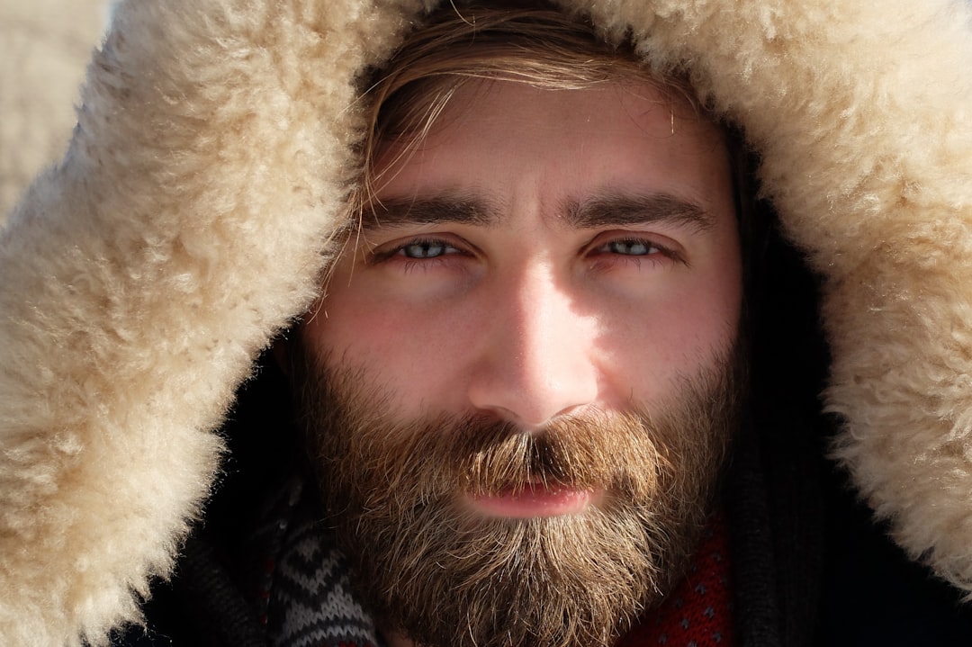 Photo beard, strap